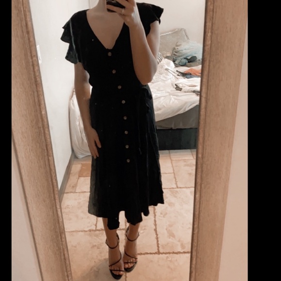 black button dress with tie belt - Picture 2 of 4